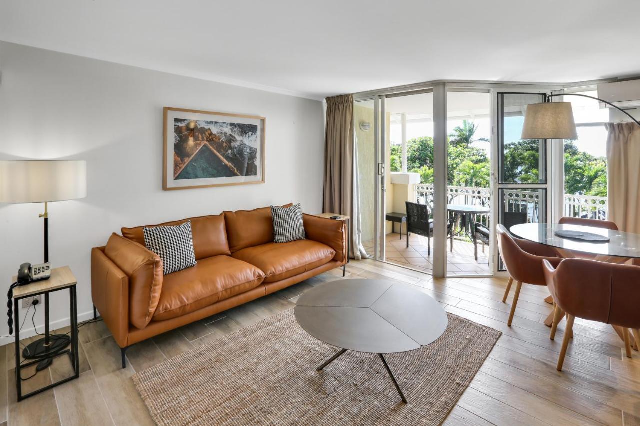 On The Beach Apartments Trinity Beach Room photo