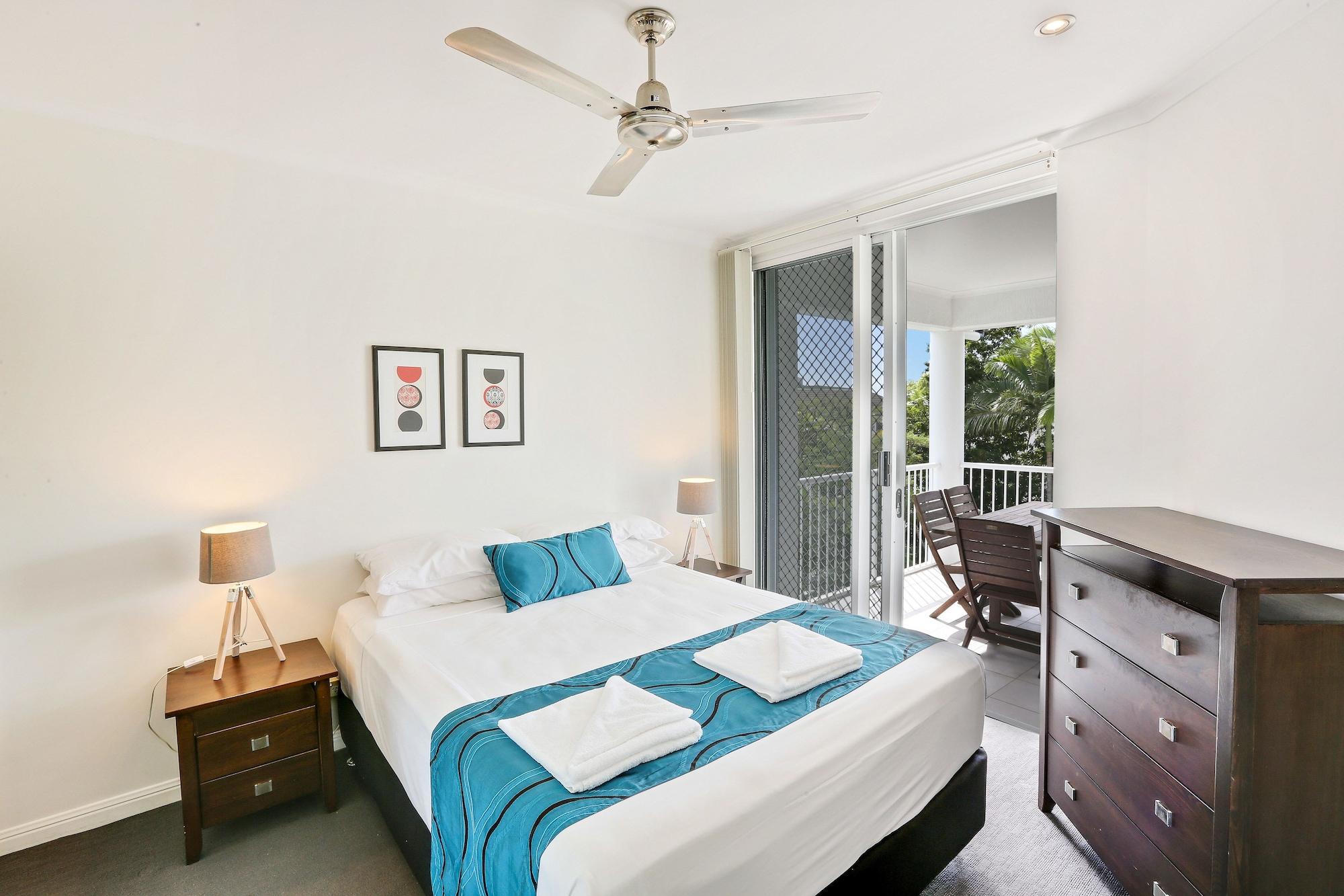 On The Beach Apartments Trinity Beach Exterior photo
